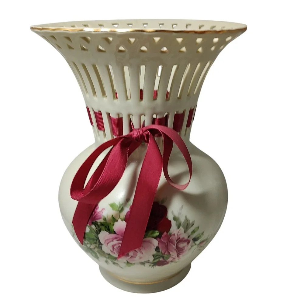 Formalities by Baum Bros Vase Reticulated Rose 1980s Vintage‎ 9.5 Inches
